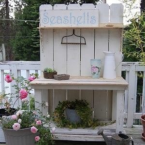 Flower Patch Farmhouse Potting Bench 5 26 13 The Chicken Chick