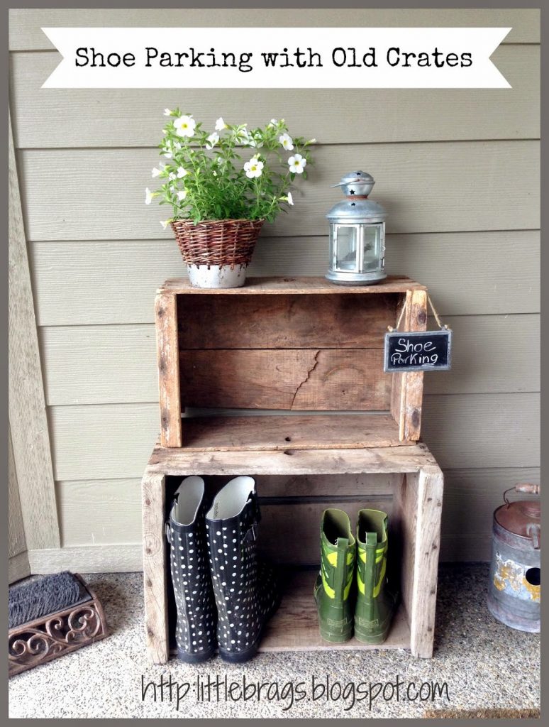 Clever Chicks Blog Hop #89 with The Chicken Chick Outdoor Decorating Inspiration, shared by Little Brags