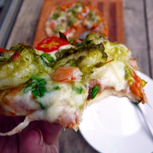 Double Pesto Shrimp Naan Pizza, shared by Sumptuous Spoonfuls